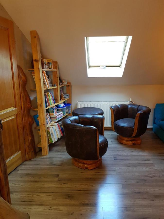 Na Stawach Guest House Stryszow Екстериор снимка