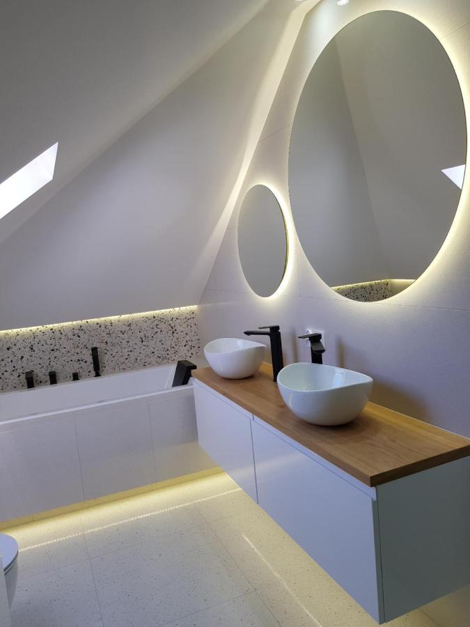 Na Stawach Guest House Stryszow Екстериор снимка