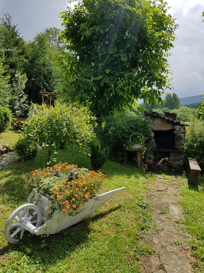 Na Stawach Guest House Stryszow Екстериор снимка